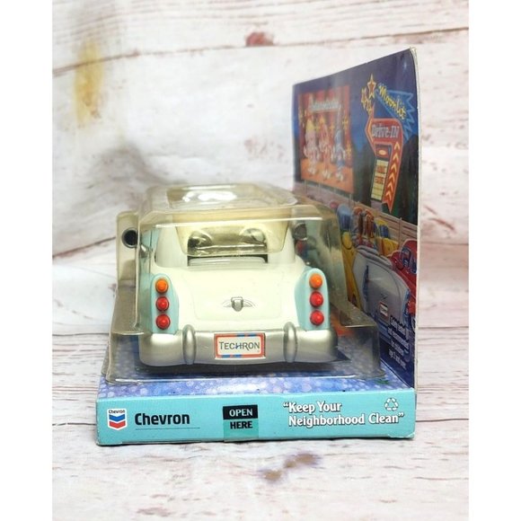 Chevron Cars Della Deluxe Collectible Toy - Moveable Eyes, Two-Tone Paint Gift - Picture 7 of 14